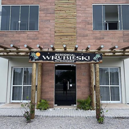 Residencial Wrubleski Sc Pinheira Exteriör bild
